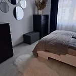 Apartament-sweet Night Apartman