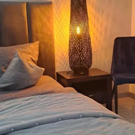 公寓 Apartament-sweet Night *