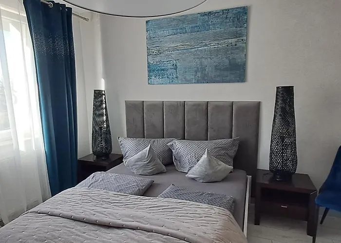 Apartament-sweet Night Любин